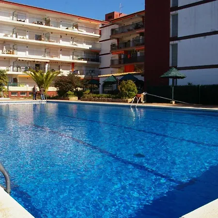 De Un Solo Ambiente Con Terraza Y Piscina Y Apartment *